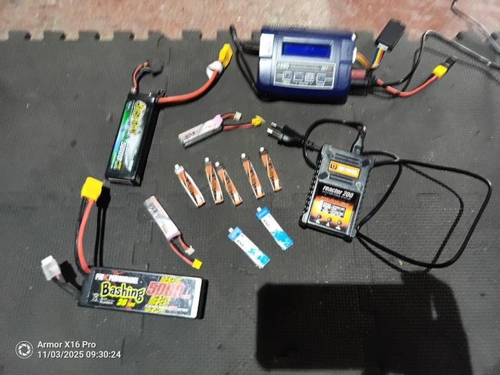 LiPo-batterijpakket + RC-laders — SkyRC E680 + Reactor 200, Audio, Tv en Foto, Drones, Gebruikt, Drone zonder camera, Ophalen of Verzenden