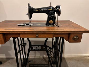 Naaimachine happy beschikbaar voor biedingen