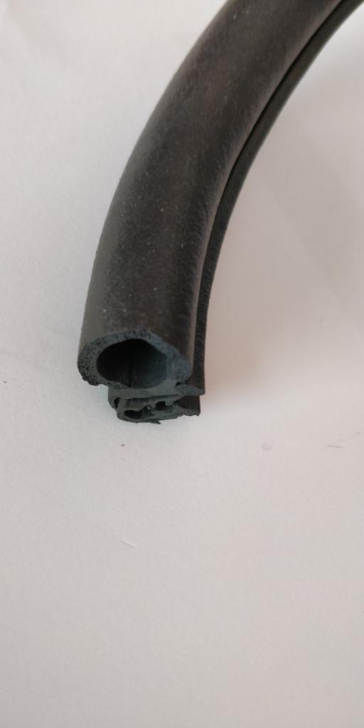 Nouvelle caoutchouc de capuchon de Mercedes 613 avec OM352, Autos : Pièces & Accessoires, Carrosserie & Tôlerie, Capot moteur