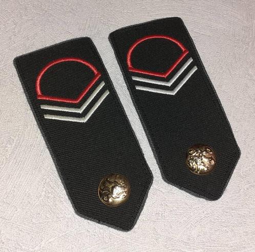 Militaria epauletten schoudergraden service dress eerste kor, Verzamelen, Militaria | Algemeen, Embleem of Badge, Verzenden