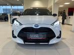 Toyota Yaris 1.5 HYB STYLE + HUD, Auto's, Automaat, Parkeersensor, Wit, 1490 cc