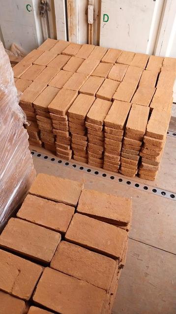 1000 vuurvaste stenen en koekjeszolen van Sorrento  beschikbaar voor biedingen