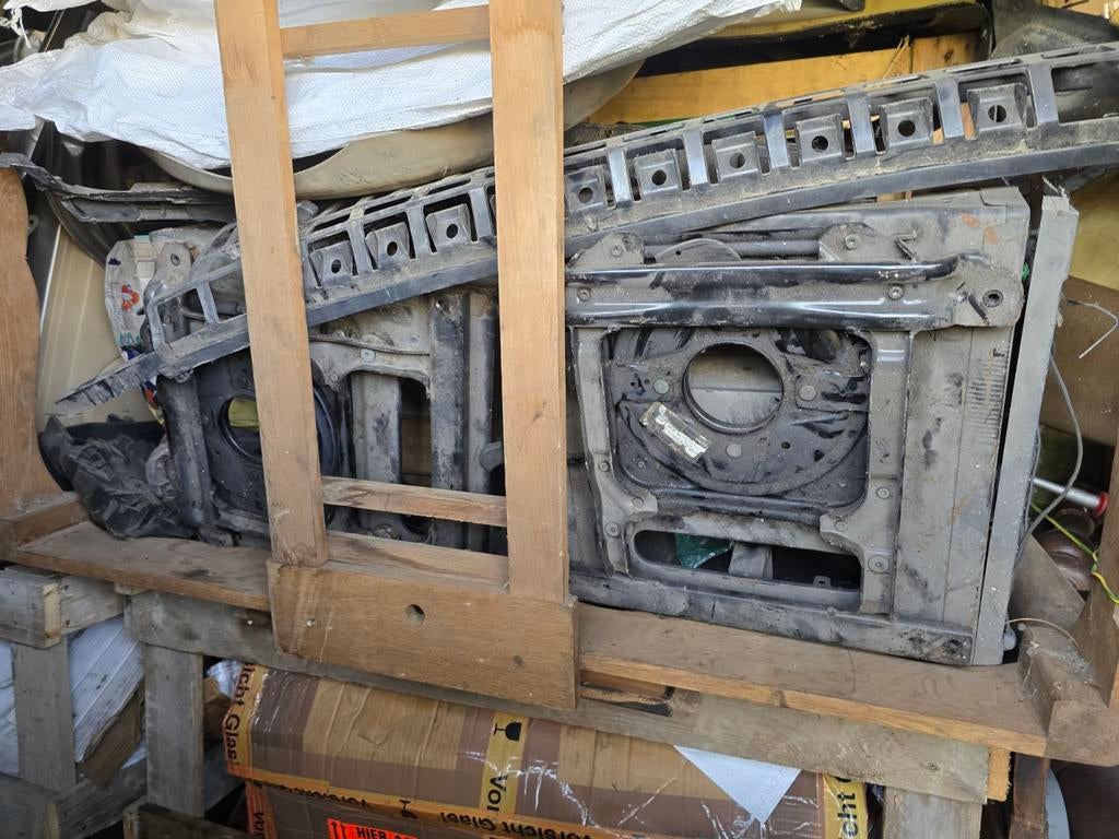 Plateaux tournant 2 avant mercedes vito viano 639 2010, Autos : Pièces & Accessoires, Habitacle & Garnissage, Enlèvement