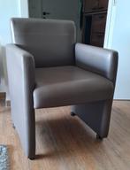 Leuk zeteltje op wieltjes, Huis en Inrichting, Fauteuils, Ophalen, Zo goed als nieuw