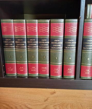 Encyclopedie beschikbaar voor biedingen