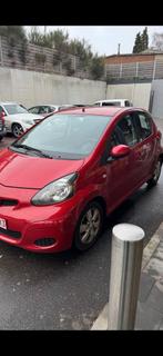 Toyota Aygo, Autos, Rouge, 50 kW, Noir, 5 portes