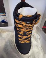 Chaussures Geox  neuves, jamais portées, taille 35, Neuf, Garçon ou Fille, Enlèvement, Chaussures