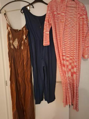 Damesjurken / jumsuits /vest   maat 38 /40. beschikbaar voor biedingen