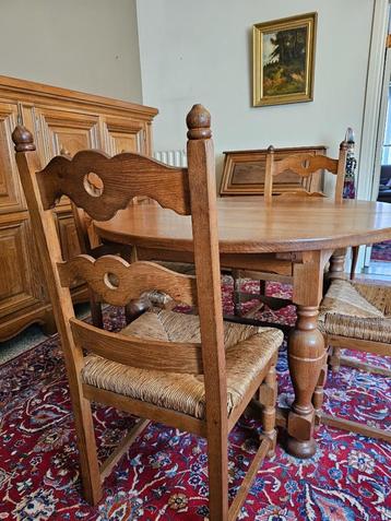 eetkamer beschikbaar voor biedingen
