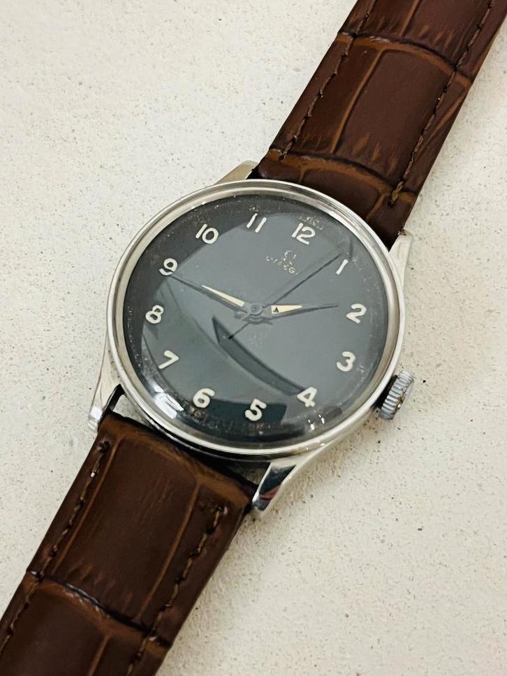 Vintage oude Omega horloge jaren '30 - '40 black dial, Bijoux, Sacs & Beauté, Montres | Anciennes | Antiquités, Montre-bracelet