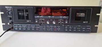 Tascam DA-302 dubbele DAT recorder beschikbaar voor biedingen