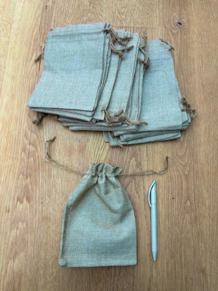 Jute kadozakjes (€0,5/stuk) – Nieuw!, Diversen, Cadeauverpakkingen, Nieuw, Cadeautasje, Ophalen of Verzenden