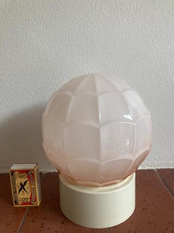 licht pastel roze melkglas schroefkogel lampenbolletje retro beschikbaar voor biedingen