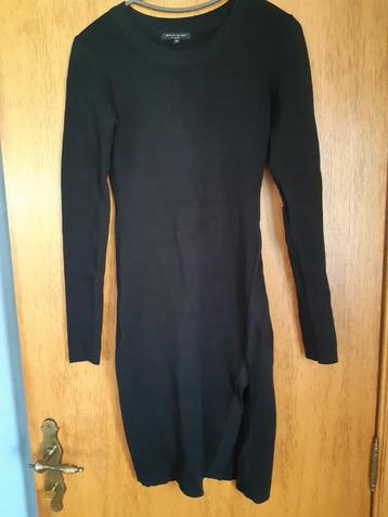 Robe noire à manches longues, T : XS           beschikbaar voor biedingen