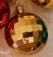 Kerst : 22 gekleurde disco kerstballen, Diversen, Kerst, Ophalen of Verzenden, Zo goed als nieuw