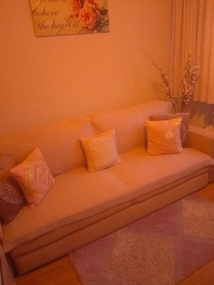 Stoffen slaapbank, beige kleur, perfecte staat, nieuw, Diversen, Overige Diversen, Nieuw, Ophalen