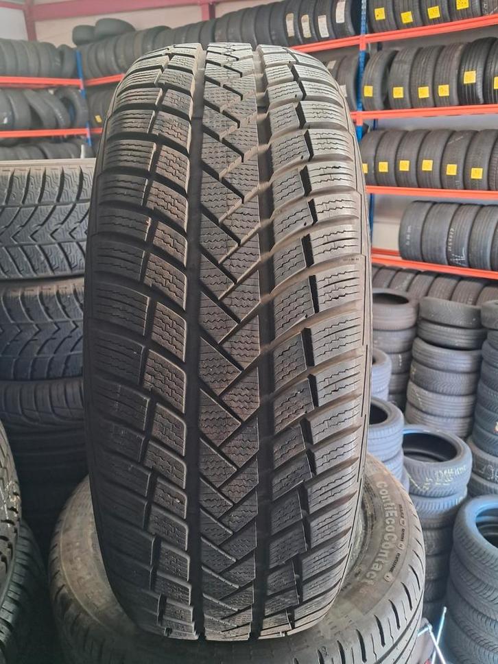 225/55/19 225/55R19 2255519 winter demo Vredestein 47,2021, Auto diversen, Autosport-onderdelen, Zo goed als nieuw, Ophalen