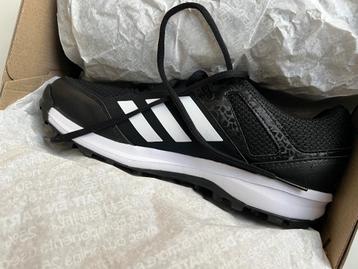 Adidas Hockey schoen M42 2/3 Nieuw!! beschikbaar voor biedingen