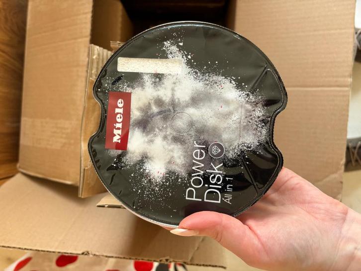 Miele powerdisk all in 1 (6 volle dozen), Huis en Inrichting, Schoonmaakartikelen, Overige typen, Ophalen