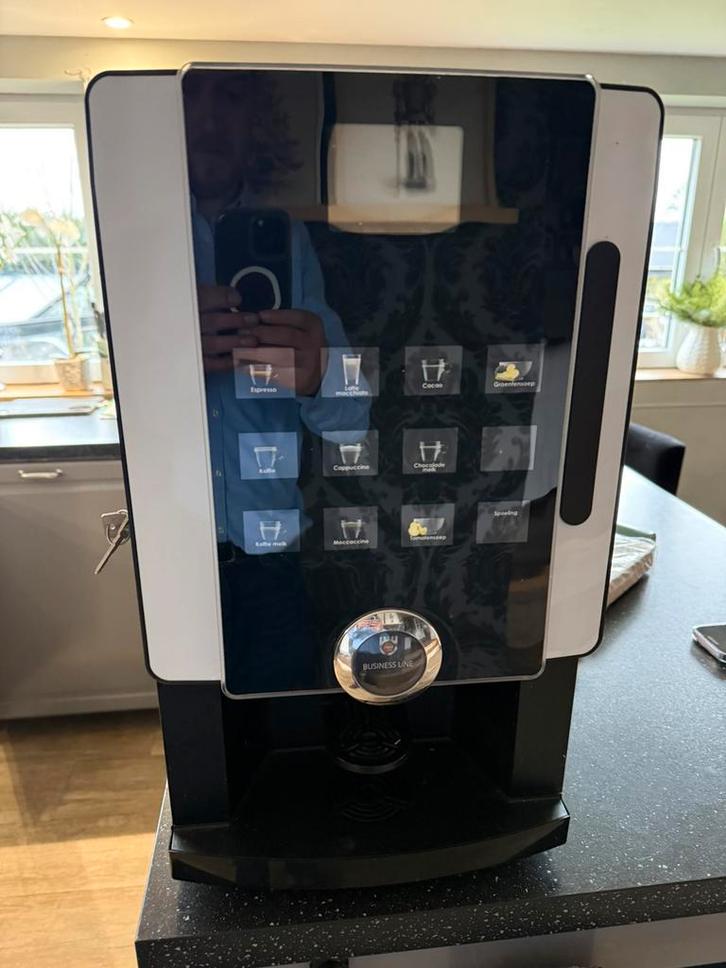 Koffie, soep en chocomelk apparaat., Elektronische apparatuur, Koffiezetapparaten, Zo goed als nieuw, Ophalen