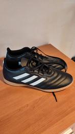 Adidas - Indoor Sportschoenen - maat 42, Ophalen of Verzenden, Zo goed als nieuw