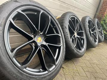 22 " Porsche Cayenne E3 S 9Y E-Hybrid Turbo GTS Coupe velgen beschikbaar voor biedingen