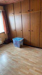 Chambre à louer pouvant servir pour masseuses, Immo, Op zoek naar een appartement