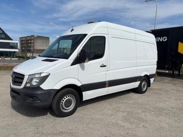 Mercedes Sprinter Laadbrug beschikbaar voor biedingen