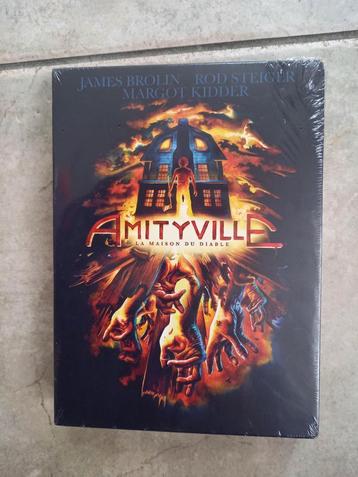 Le coffret collector la Trilogie Amityville neuf sous scello beschikbaar voor biedingen