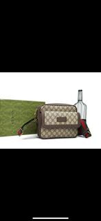 Gucci tas, Handtassen en Accessoires, Tassen | Damestassen, Ophalen of Verzenden, Zo goed als nieuw