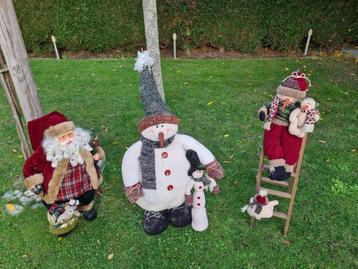 Enkele mooie kerstfiguren         beschikbaar voor biedingen