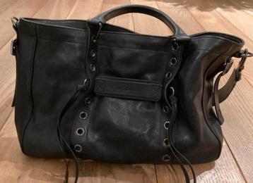 NIEUWE Longchamp 3D Rock tote bag
beperkte uitgave
 beschikbaar voor biedingen