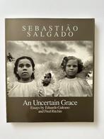 Sebastião Salgado: An Uncertain Grace (als nieuw), Fotografen, Sebastião Salgado, Ophalen of Verzenden, Zo goed als nieuw