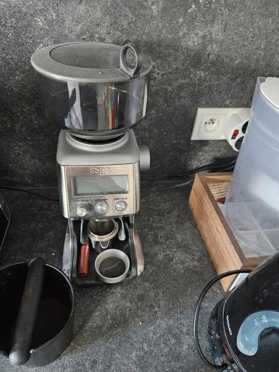 Sage Bambino + Smart Grinder Pro - espresso starterset, Elektronische apparatuur, Koffiezetapparaten, Zo goed als nieuw, Koffiebonen