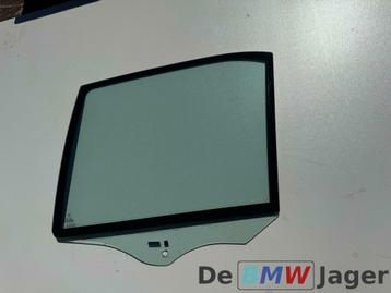 Zijruit links achter dubbel glas BMW 7-serie E38 51348218369 beschikbaar voor biedingen