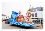 3 grote poppen te koop ( carnavalswagen - praalwagen ), Ophalen