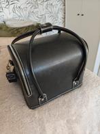 Lederen naaikoffer of make-up tas, Handtassen en Accessoires, Ophalen, Make-up