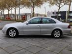 Mercedes Benz E-klasse 220 CDI Classic Automaat 2003, 34-RV-, Auto's, Automaat, Gebruikt, Overige brandstoffen, Bedrijf