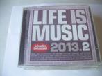 2 CD S - STUDIO BRUSSEL - LIFE IS MUSIC - 2013.2, Cd's en Dvd's, Ophalen of Verzenden, Zo goed als nieuw, Pop