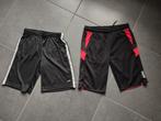 sportieve korte broeken - maat 152, Ophalen, Zo goed als nieuw, Jongen of Meisje, Broek