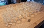 Mooie en complete set van 50 vintage glazen, Verzamelen, Ophalen, Gebruikt, Overige typen