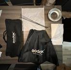 Softbox Godox carré 60x60cm, TV, Hi-fi & Vidéo, Photo | Studio photo & Accessoires, Enlèvement, Comme neuf