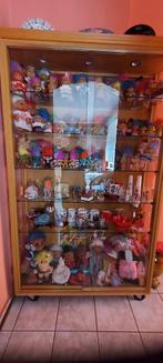 Trollen + glazen kast, Verzamelen, Ophalen, Zo goed als nieuw, Pop