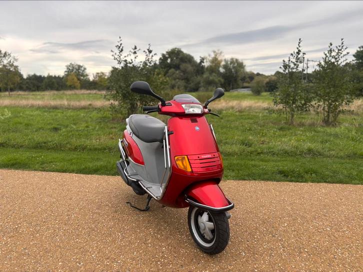 Piaggio skipper 125, Fietsen en Brommers, Scooters | Piaggio, Zo goed als nieuw, Overige modellen, Klasse B (45 km/u), Benzine