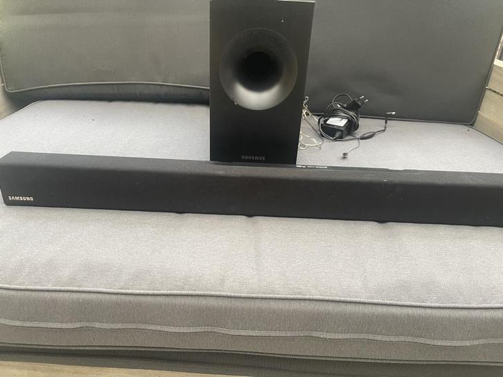 Samsung Sound Bar Samsung HW-K 335, Audio, Tv en Foto, Soundbars, Zo goed als nieuw, Bluetooth, Met externe subwoofer, Ophalen of Verzenden