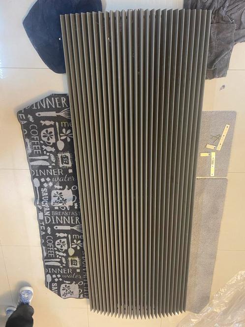 JAGA IGUANA ARCO radiateur, Doe-het-zelf en Bouw, Verwarming en Radiatoren, Zo goed als nieuw, Radiator, 80 cm of meer, 60 tot 150 cm