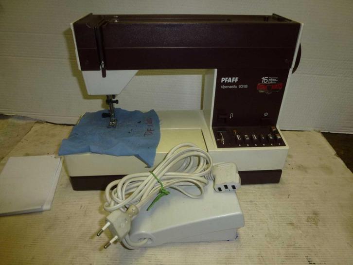 machine à coudre  PFAFF Tipmatic 1019 - haute vitesse, Hobby en Vrije tijd, Naaimachines en Toebehoren, Zo goed als nieuw, Naaimachine