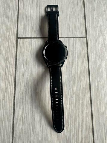 Samsung galaxy watch 3 45mm met lader werkt heel goed beschikbaar voor biedingen