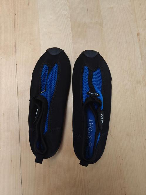 Waterschoenen maat 41, Watersport en Boten, Watersportkleding, Zo goed als nieuw, Zeil- of Surfschoenen, Dame of Heer, Ophalen of Verzenden