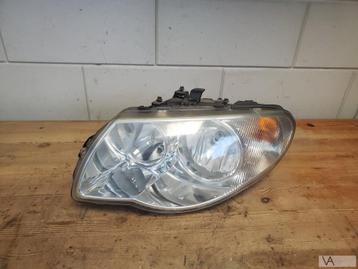 Chrysler Voyager 2004 - 2008 koplamp links nette staat €100 beschikbaar voor biedingen